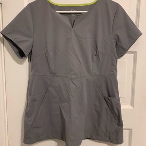 Medelita Horizon Scrub Top